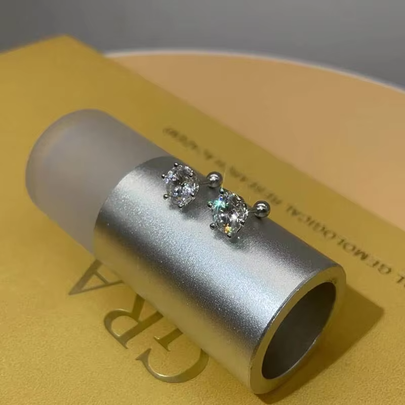 TY 0.3-2CT Moissanite Earrings 925 Sterling Silver Round Cut Stud Earrings Piercing Earrings for Men and Women Fine Jewelry